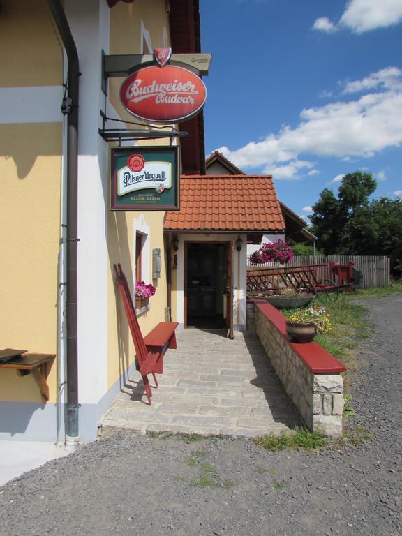 Pension Kamenny Dvur Františkovy Lázně Exteriör bild